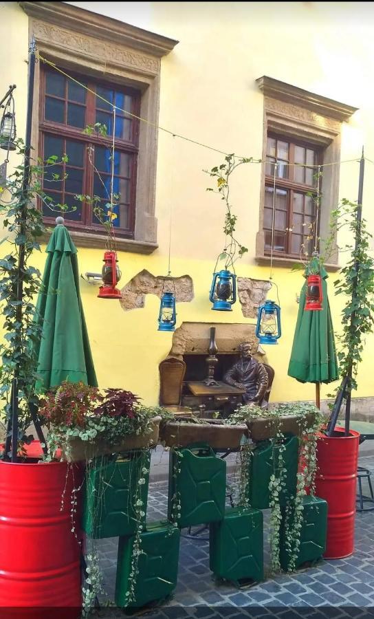 Апартаменти В Центрі Львова -Вірменська Площа Ринок Lviv Ngoại thất bức ảnh